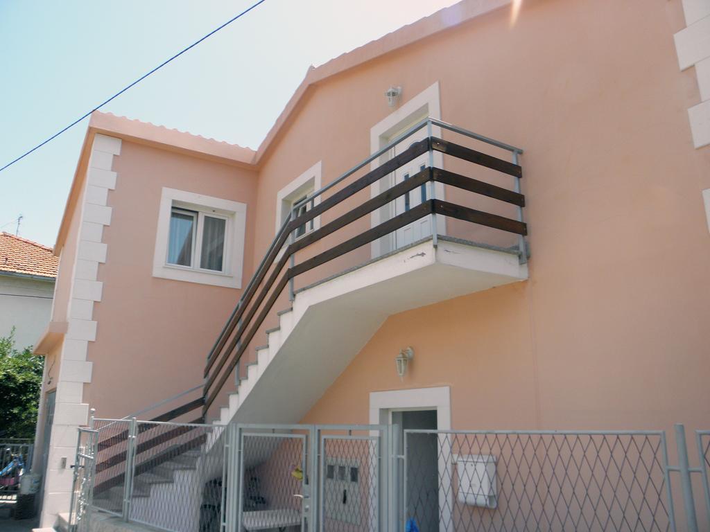 Apartments Mani Trogir Room photo
