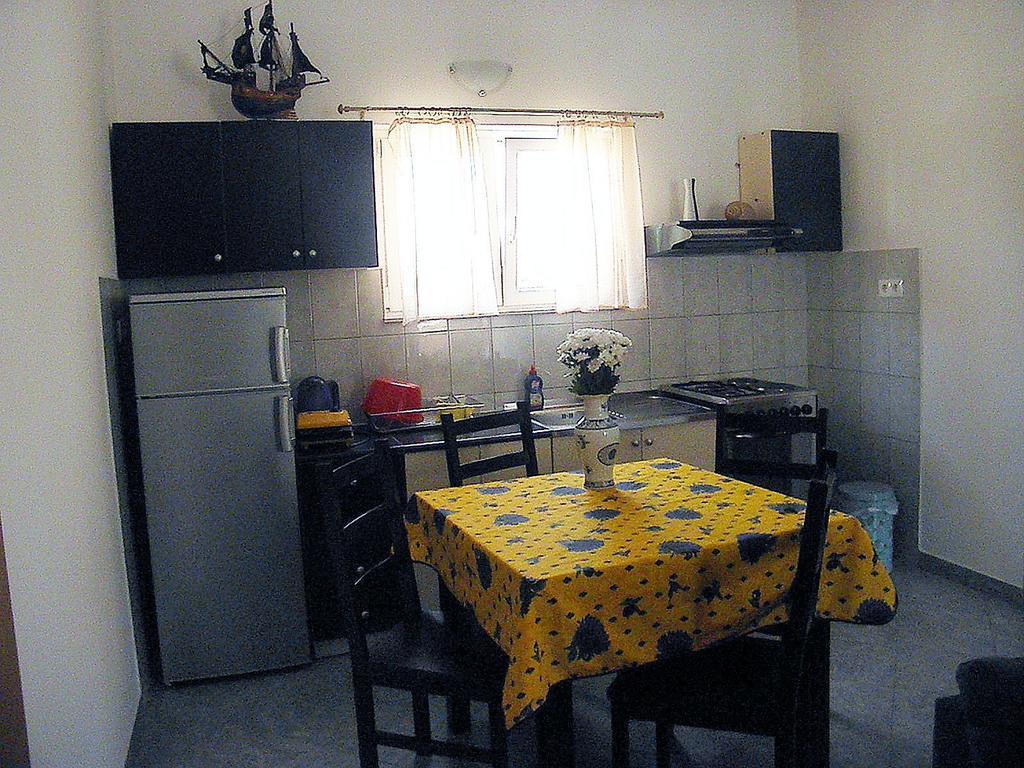 Apartments Mani Trogir Room photo